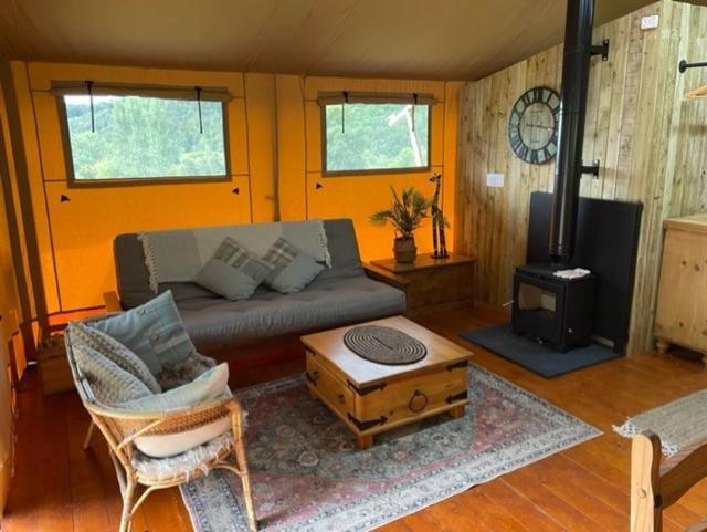 Mountain View Safari Tent With Hot Tub In The Heart Of Snowdonia Dolgellau Eksteriør bilde